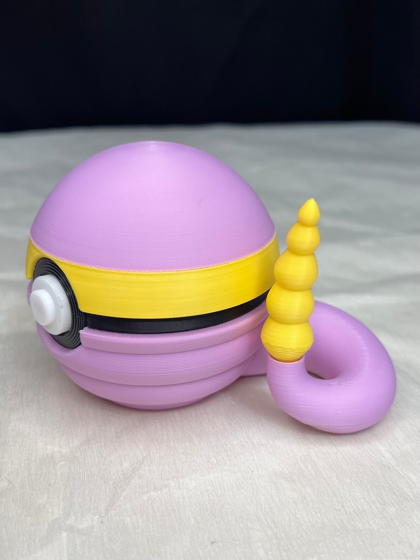 Ekans Pokeball
