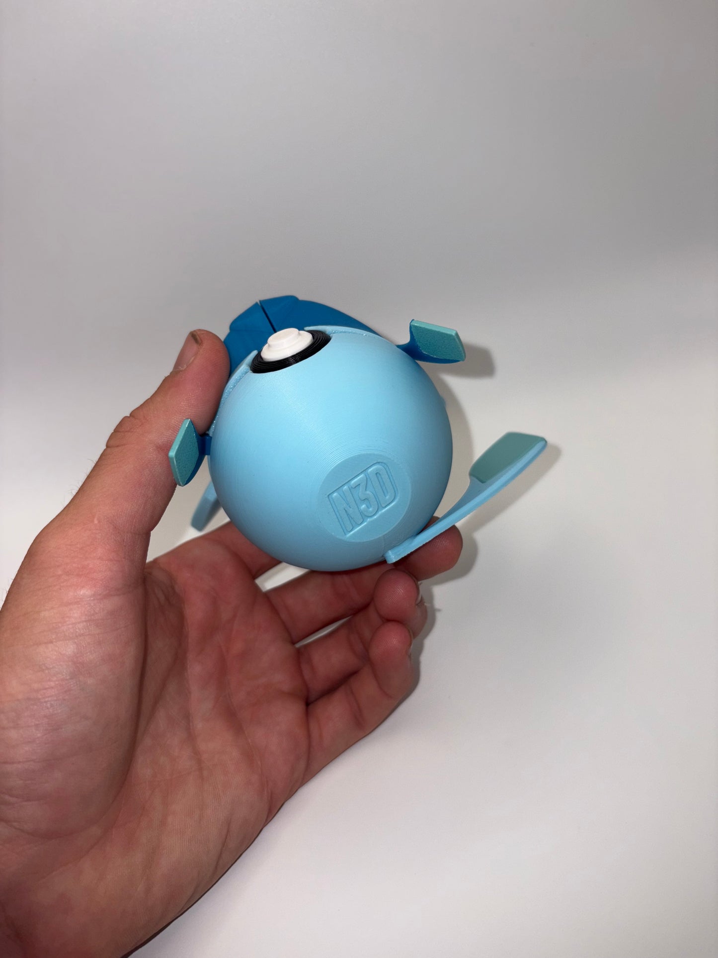 Glaceon Themed Pokeball w/clicker
