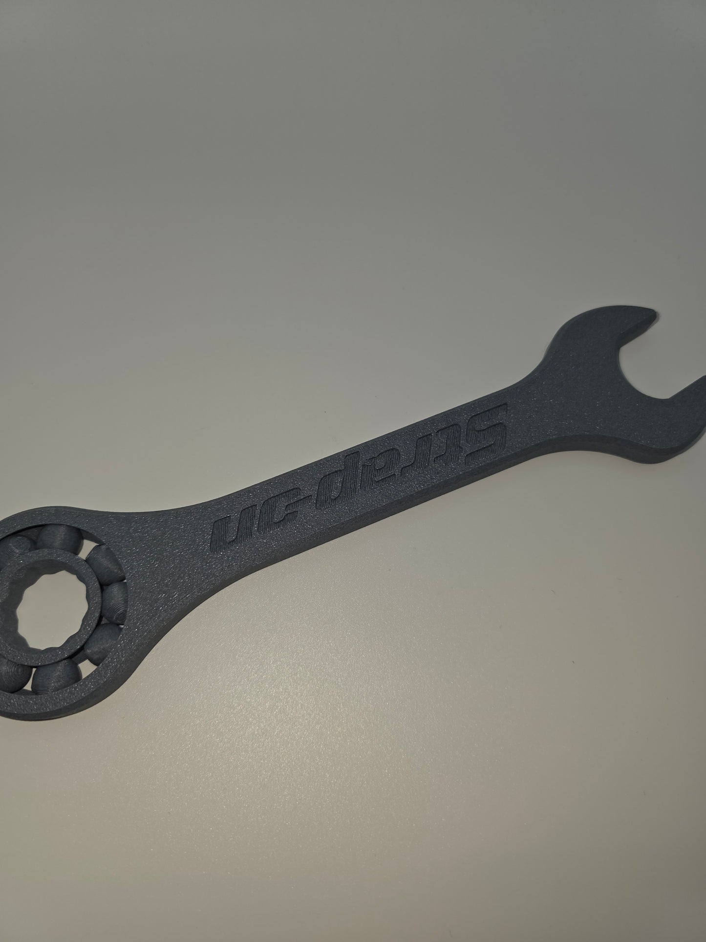 Carbon fiber spinner wrench