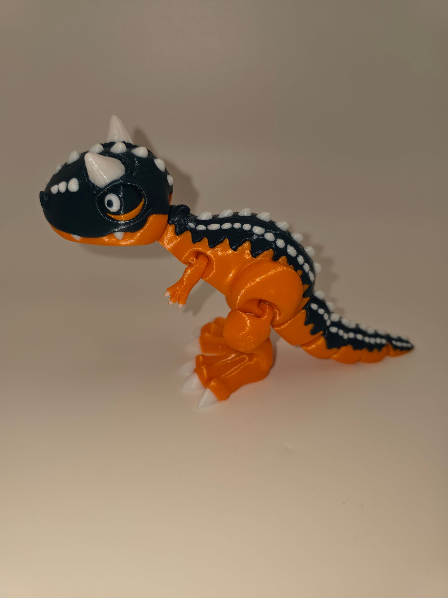 Horned T-rex (colored version)