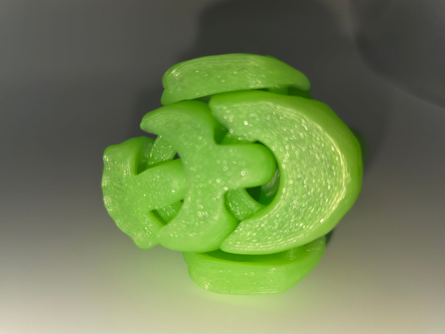 Quackadile (glow in the dark) green