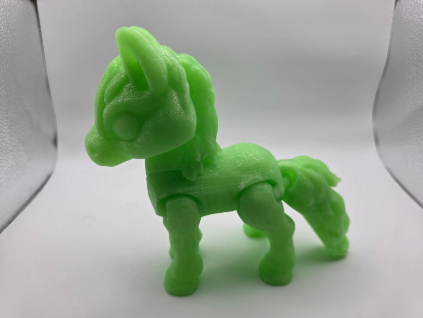 Jumbo Horse (glow in the dark)