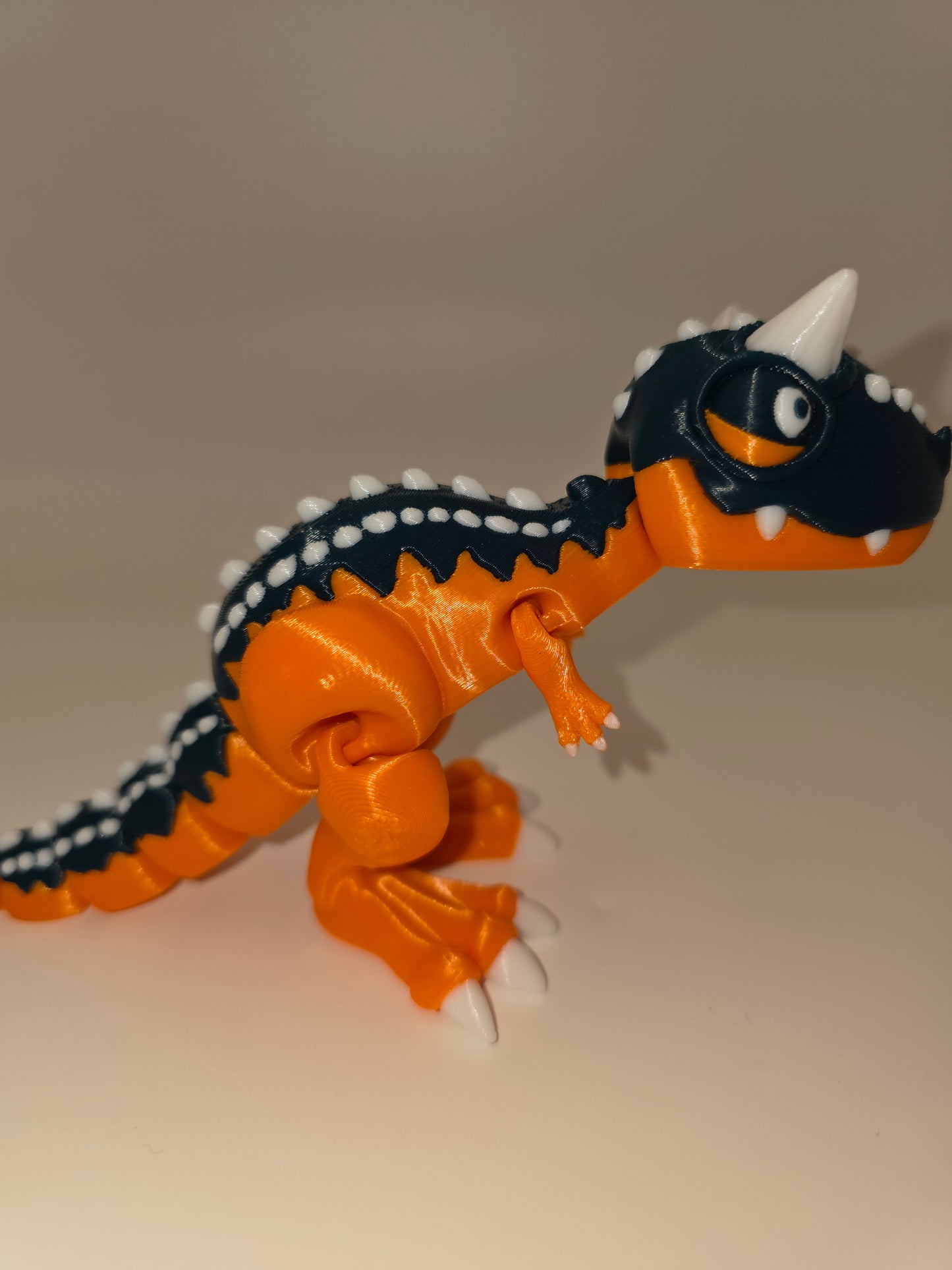 Horned T-rex (colored version)