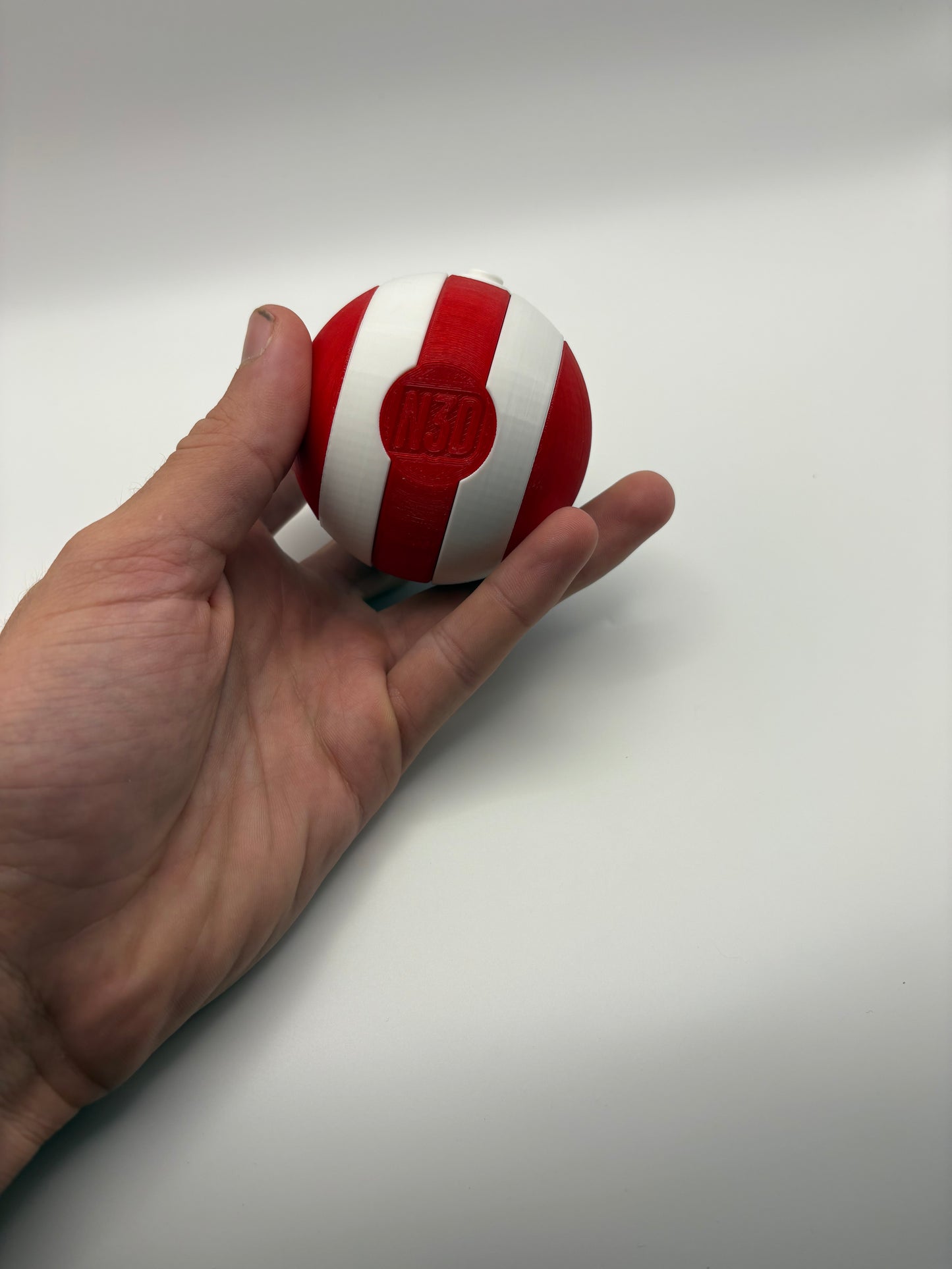 Captan America Themed Pokeball