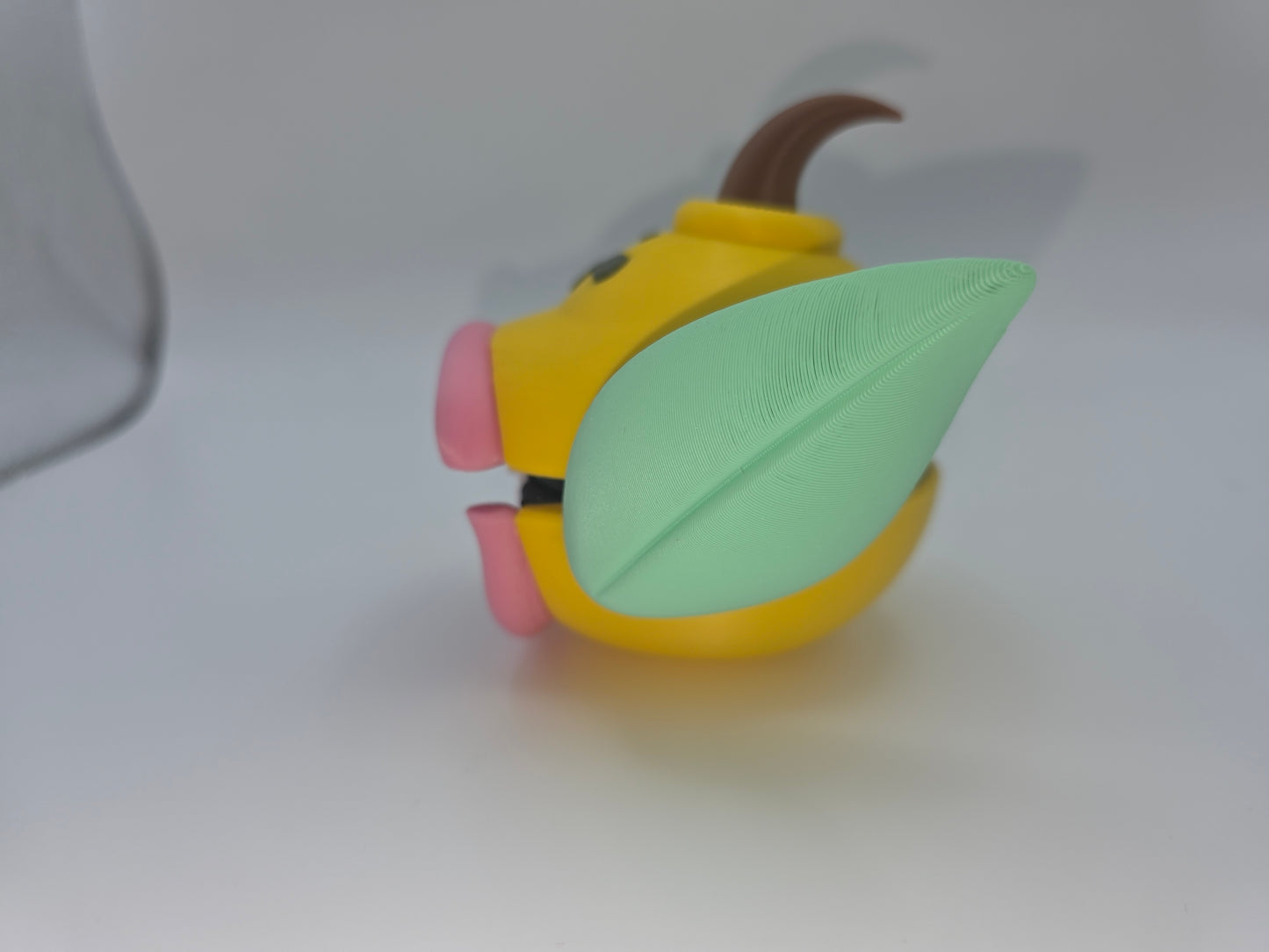 Weepingbell themed pokeball