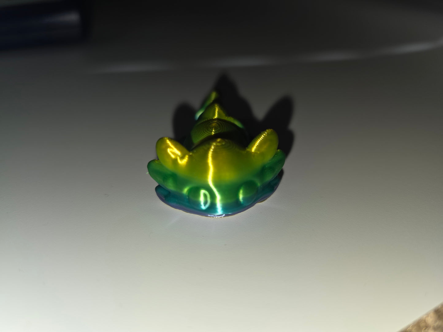 Small Axolotl (silk candy)