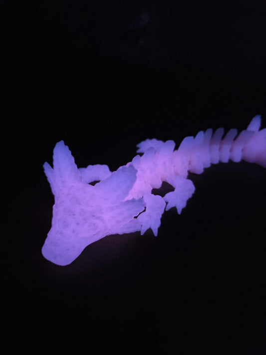 Baby Axolotl (glow in the dark) pink